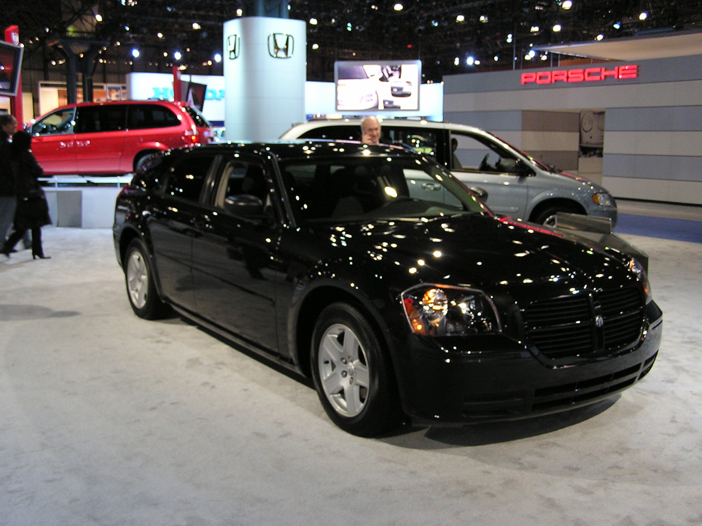 showimages/Dodge/blackmagnum.jpg, 291.3K