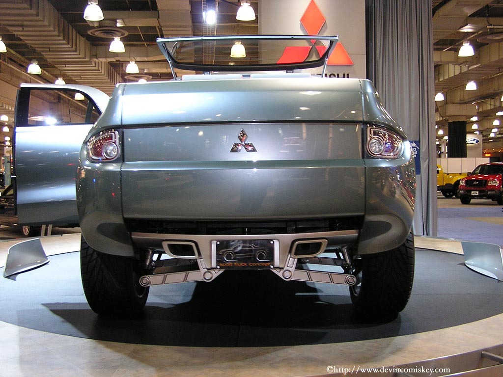 showimages/Mitsubishi/MitsuSportTruckConcept-4.jpg, 152K