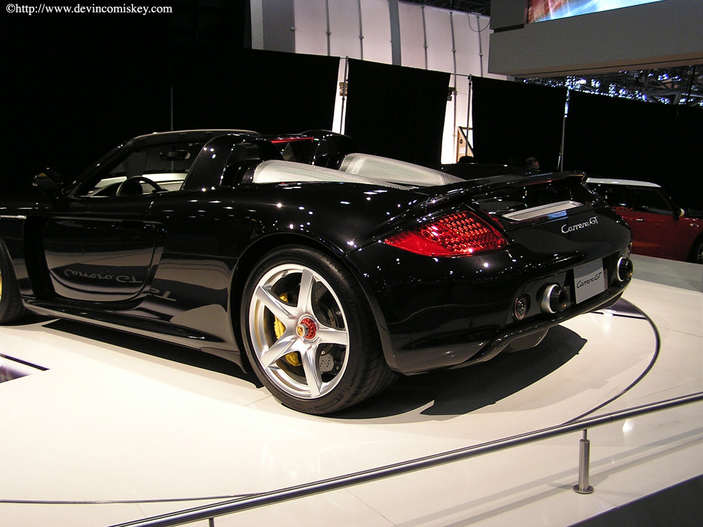 showimages/Porsche/Porsche-CararraGT-2.jpg, 268.5K